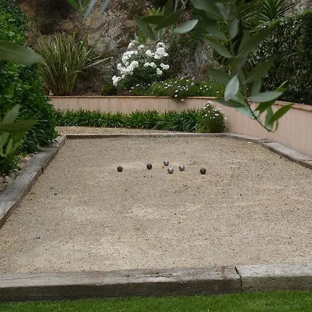 Golf Pin Vila